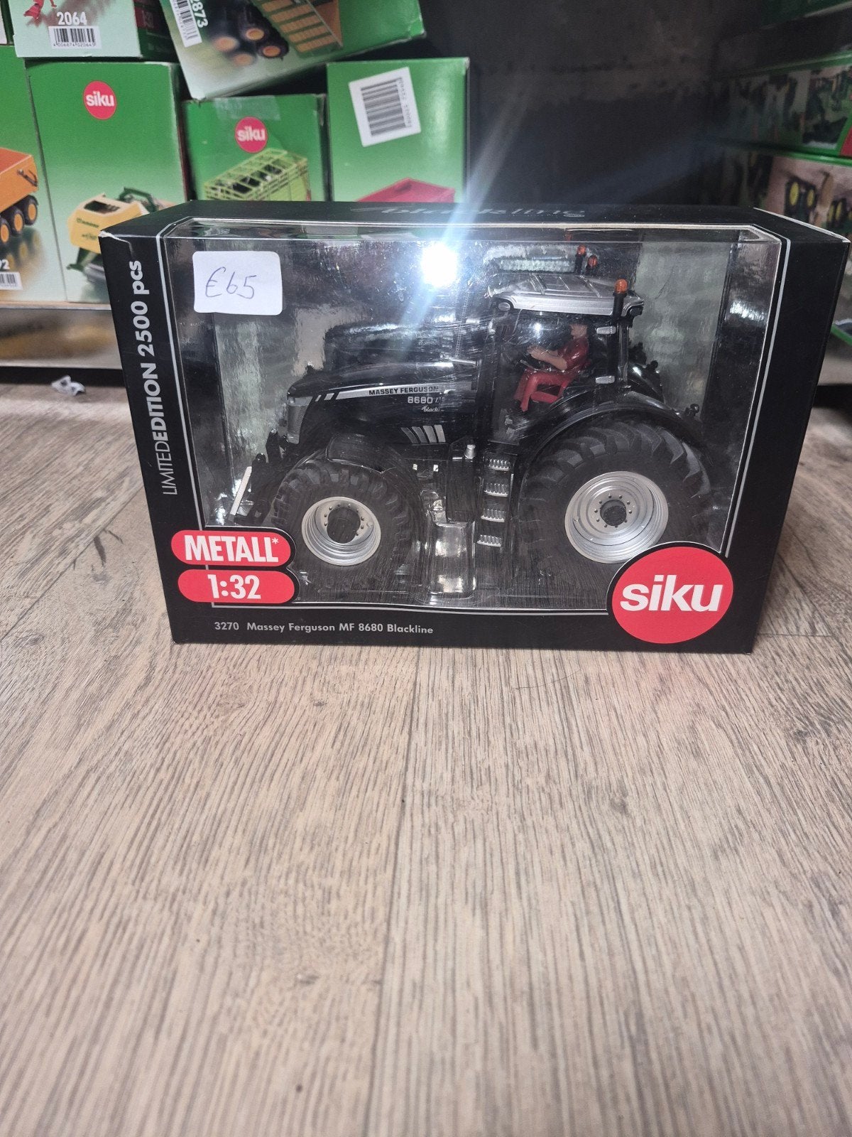 Siku Massey Ferguson MF 8680 Blackline Limited Edition, SIKU, Nieuw, Ophalen of Verzenden