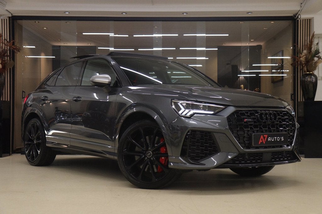 Audi RS Q3 Sportback TFSI Pano/360Cam/Carplay/RSStoelen/Blin, Automaat, Gebruikt, Euro 6, 1675 kg
