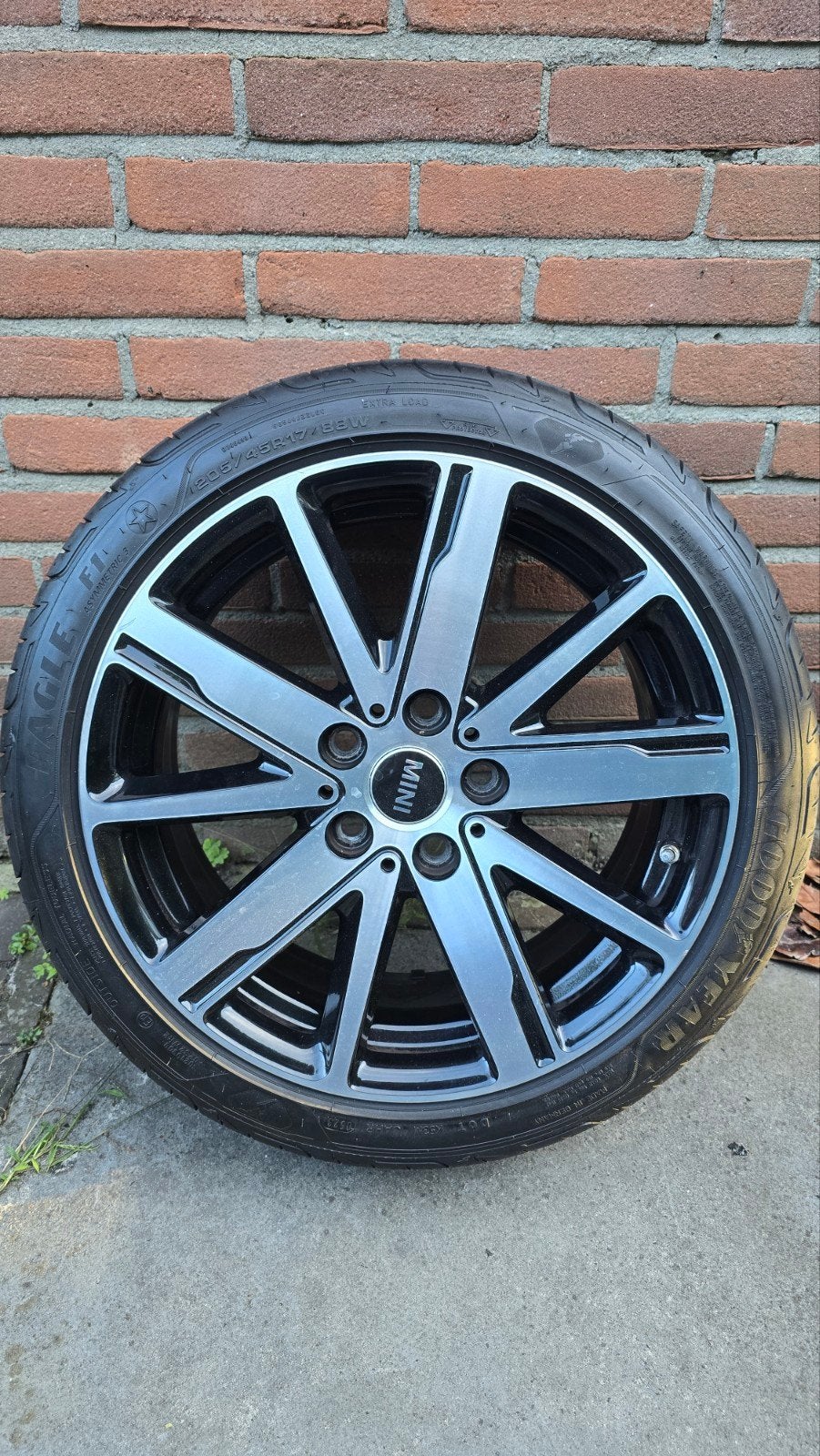 Mini Scissor Spoke 830 17" velgen met Goodyear zomerbanden, Ophalen, Gebruikt, Banden en Velgen, 17 inch