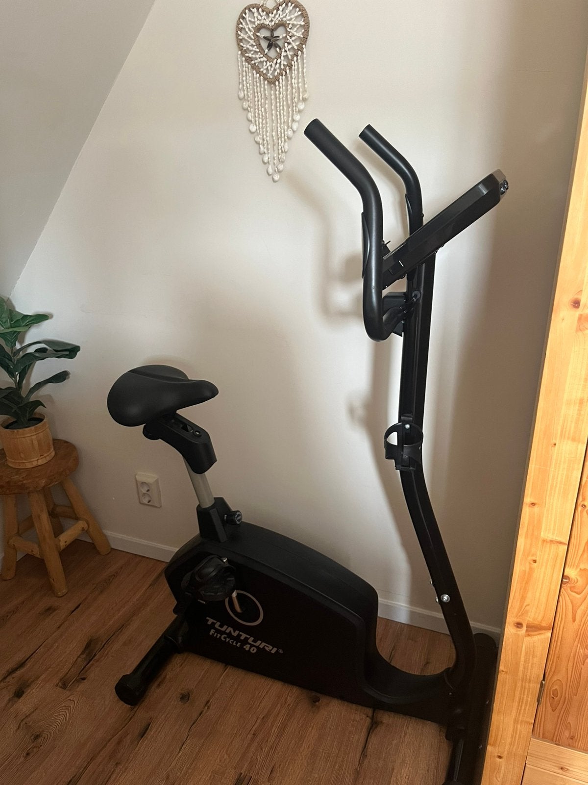 Hometrainer Tunturi Fitcycle 40i, Sport en Fitness, Fitnessapparatuur, Ophalen, Zo goed als nieuw, Hometrainer