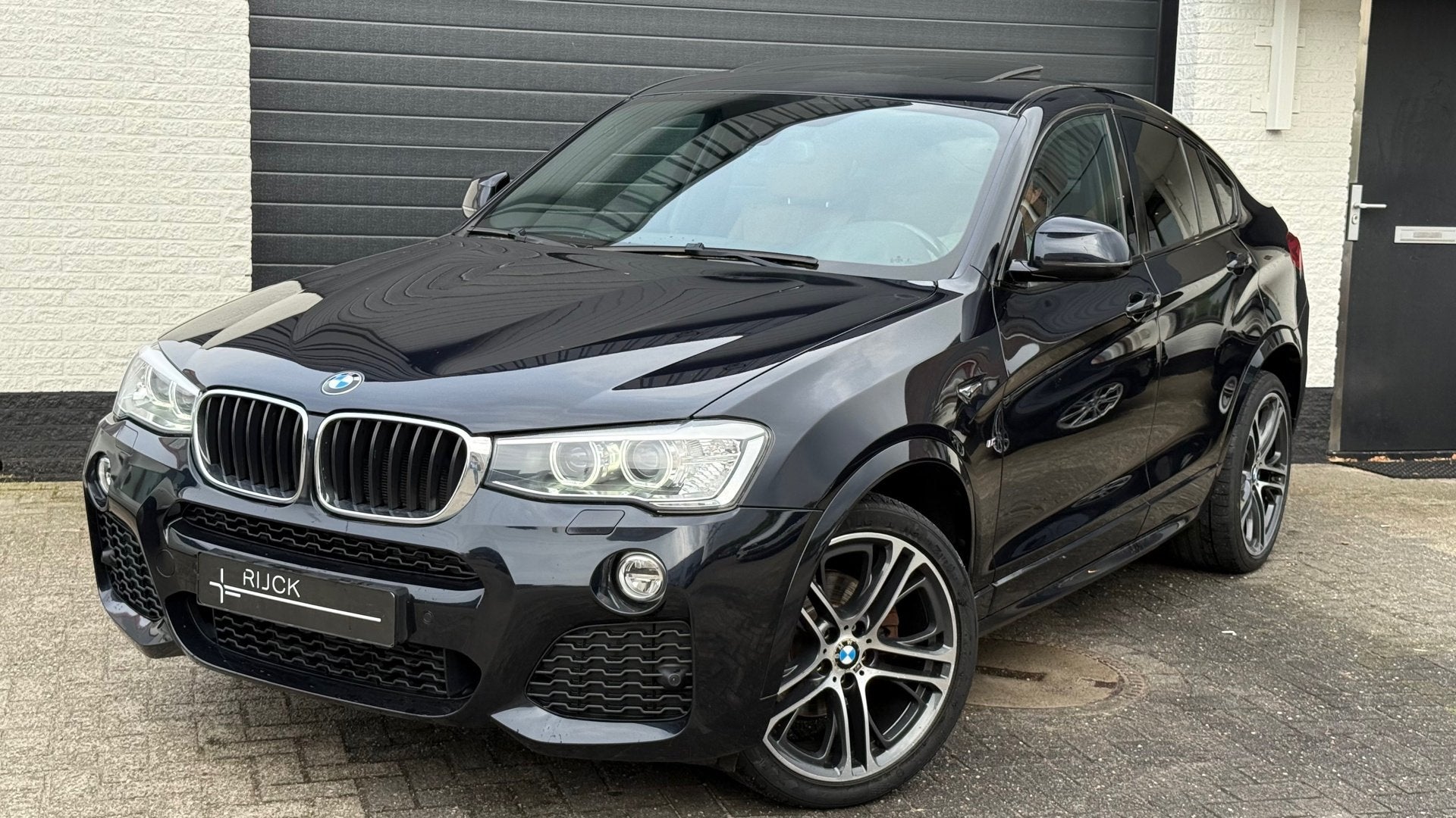 BMW X4 XDrive20i | M-Sport | Pano | Leder | 20” | High Exe, Auto's, BMW, Automaat, Gebruikt, Euro 6, 4 cilinders