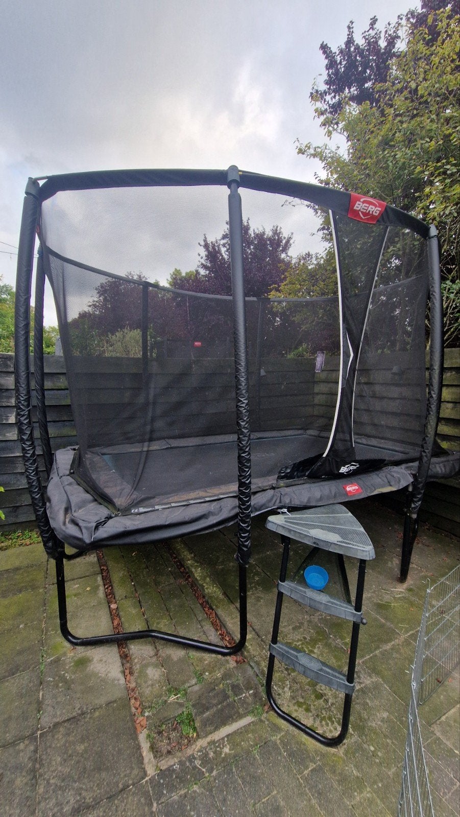BERG Ultim Champion trampoline 330x220, Ophalen, Gebruikt