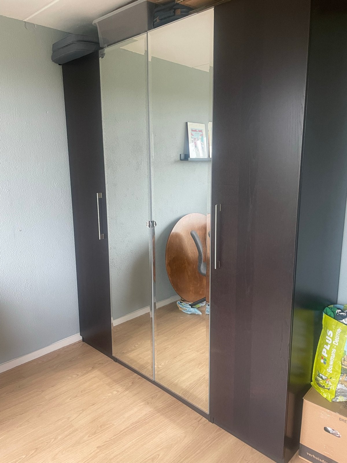 Ikea kledingkast met spiegeldeuren - Goede staat, Ophalen, Gebruikt, 100 tot 150 cm, 200 cm of meer