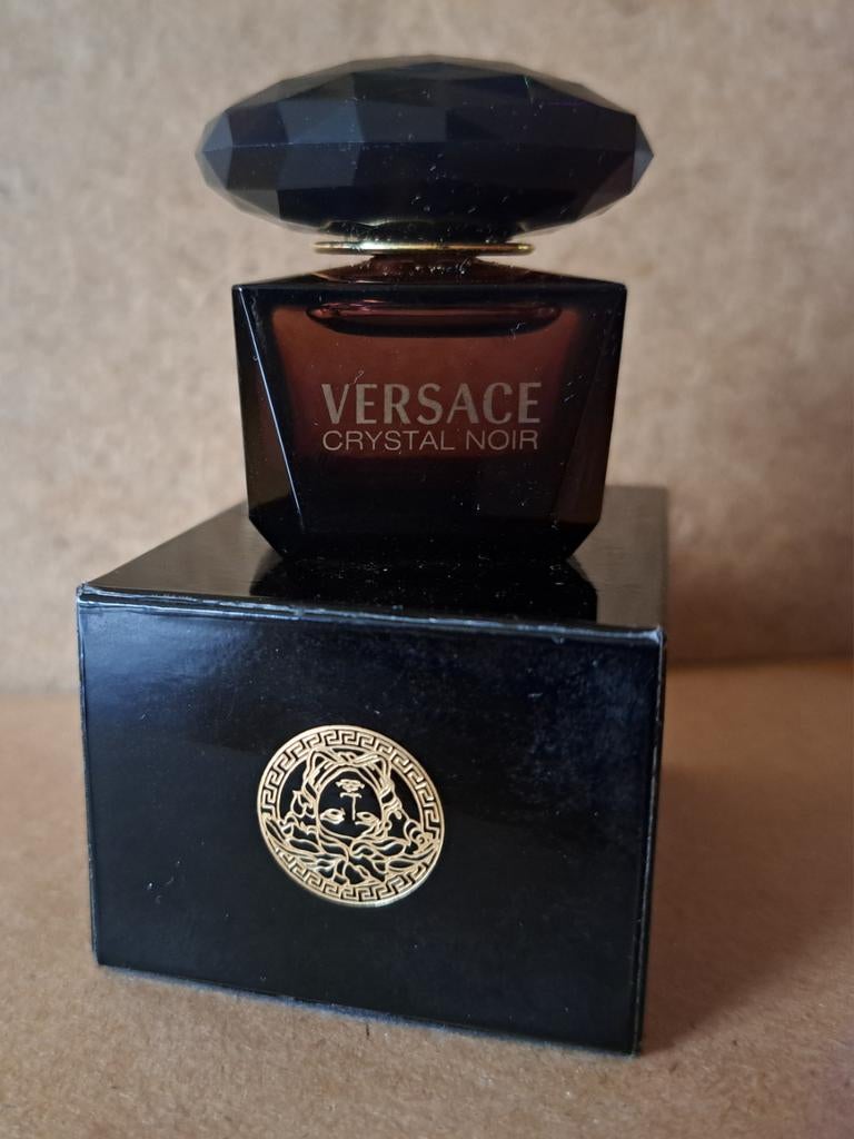 Versace parfum, Crystal Noir 5ml., Ophalen of Verzenden, Zo goed als nieuw, Miniatuur