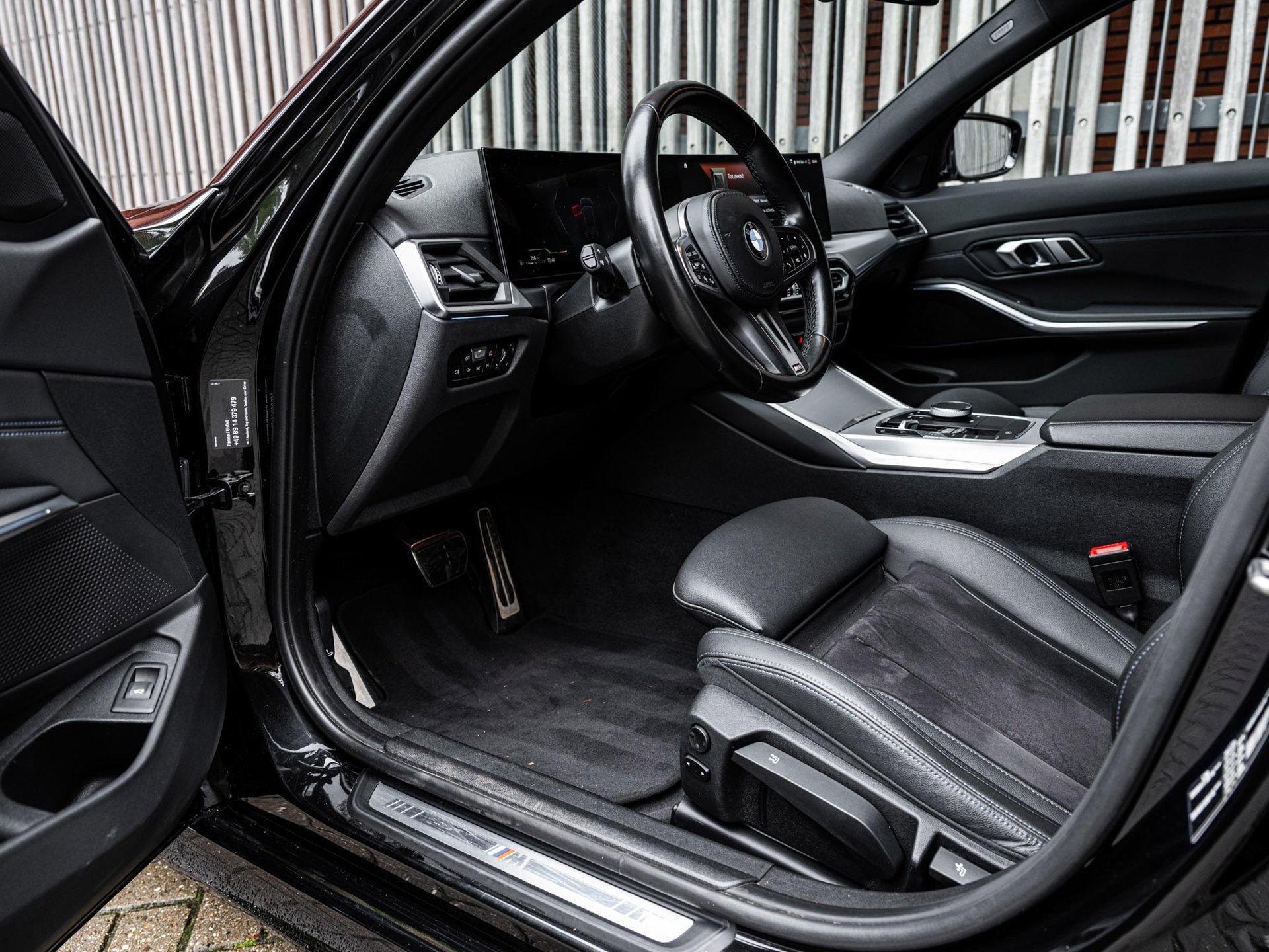 BMW 3-serie Touring 320d 190pk AUT. M-Sport |BTW|Keyless|HUD, Auto's, Automaat, Achterwielaandrijving, Zwart, Zwart