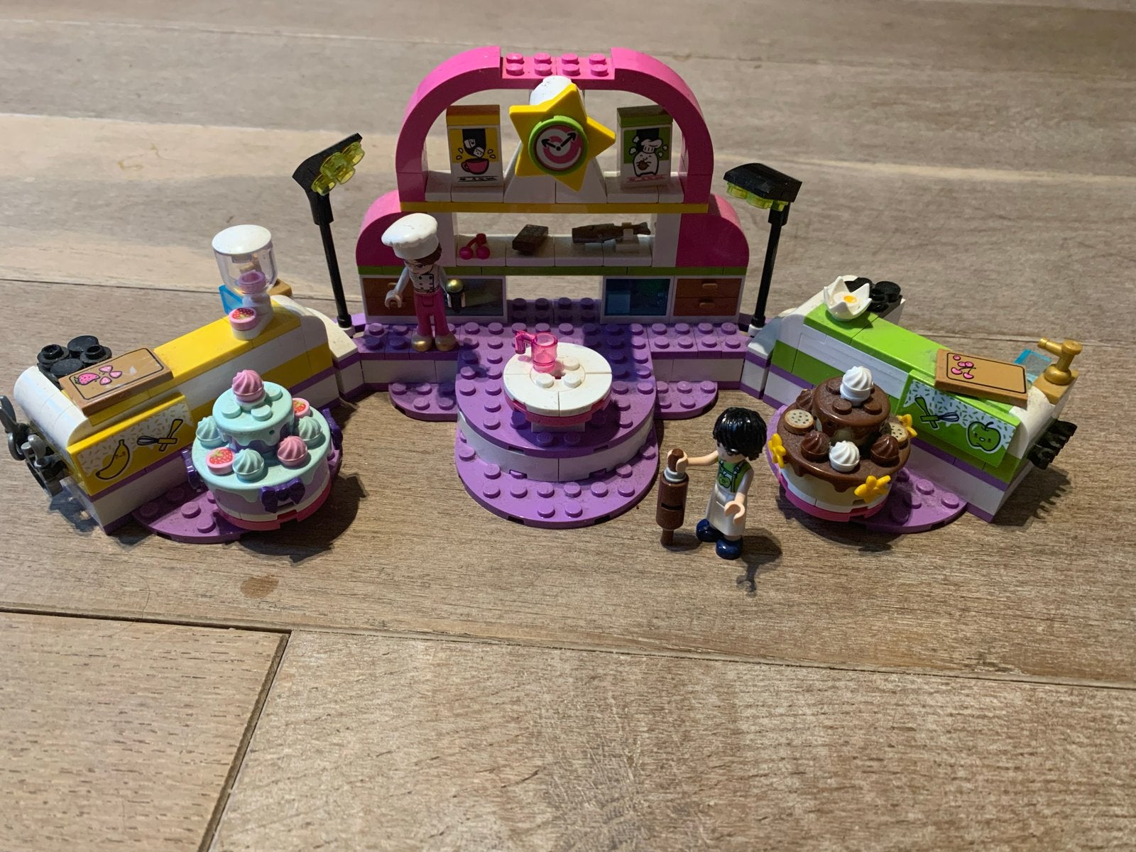 LEGO Friends 41393 Bakwedstrijd - Klaar? Bakken maar!, Ophalen of Verzenden, Zo goed als nieuw, Overige merken