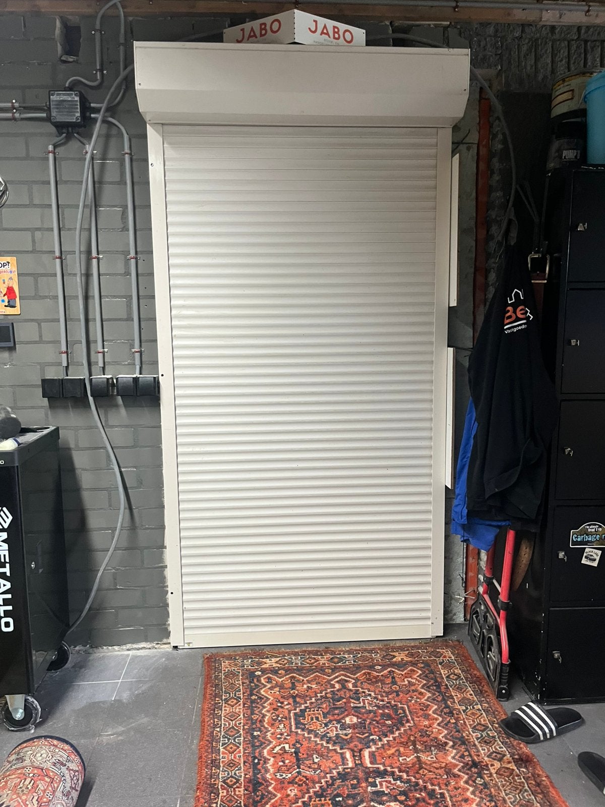 Rolluik 113,5 cm breed x 223,5 cm hoog wit, Doe-het-zelf en Verbouw, Rolluiken, Ophalen, Gebruikt, 100 tot 150 cm, 200 cm of meer