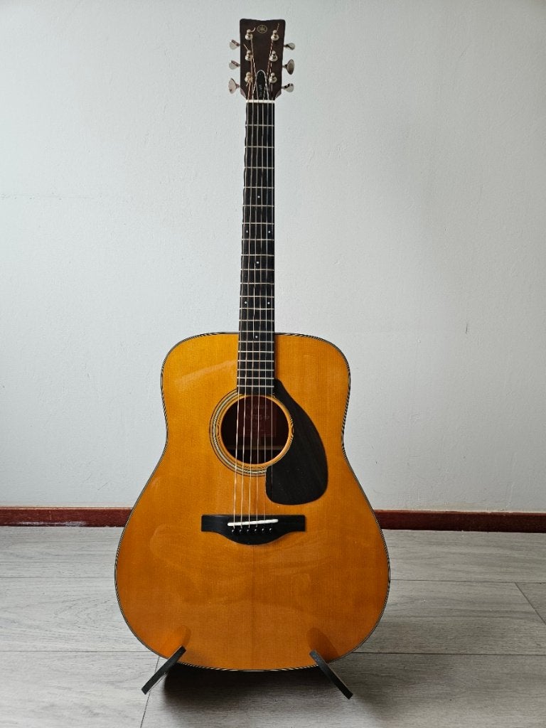 Yamaha gitaar FG5, Muziek en Instrumenten, Ophalen, Zo goed als nieuw, Western- of Steelstringgitaar, Met koffer