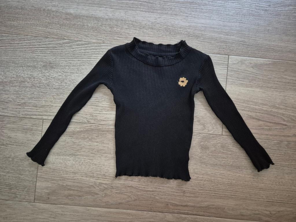 Longsleeve shirt zwart rib mt 110/116, Kinderen en Baby's, Kinderkleding | Maat 110, Ophalen of Verzenden, Zo goed als nieuw, Meisje