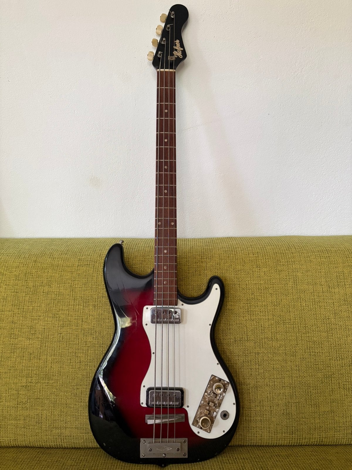 Vintage Höfner 182 shortscale bass, Muziek en Instrumenten, Ophalen, Gebruikt, Elektrisch