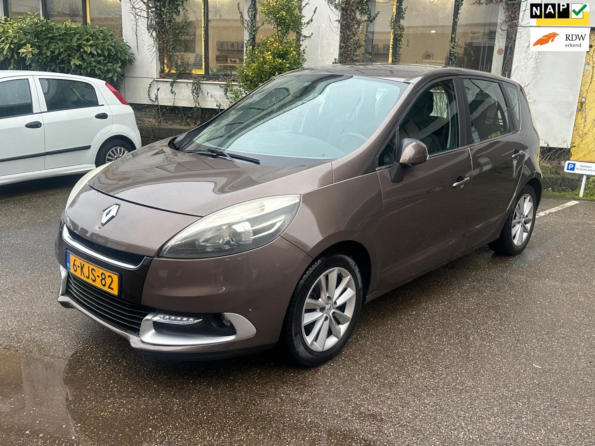 Renault Scénic 1.2 TCe Collection/ 1ste eig/ Goed onderhoud, Voorwielaandrijving, Euro 5, Gebruikt, 1295 kg