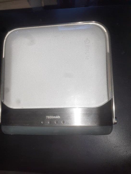 BioLite BaseLantern XL - Powerbank en Campinglamp, Ophalen of Verzenden