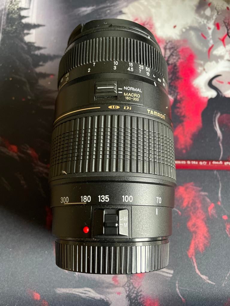 Tamron 70-300mm Zoomlens Canon EF Mount - Defect, Ophalen of Verzenden, Niet werkend, Telelens, Zoom