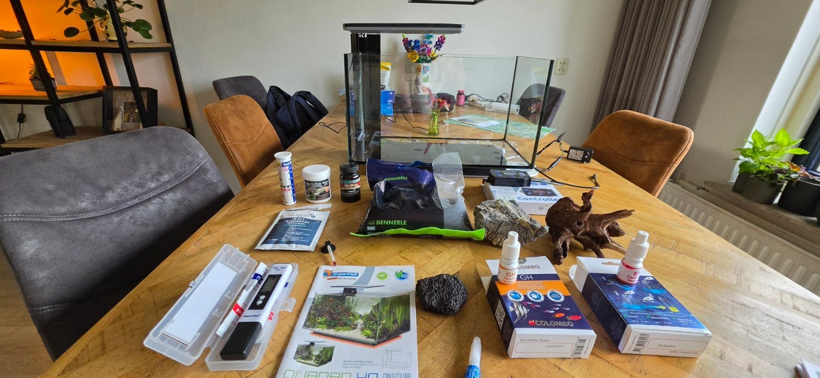 Superfish Quadro 40 multicolour aquarium + veel extra's, Ophalen, Zo goed als nieuw, Leeg aquarium, Superfish
