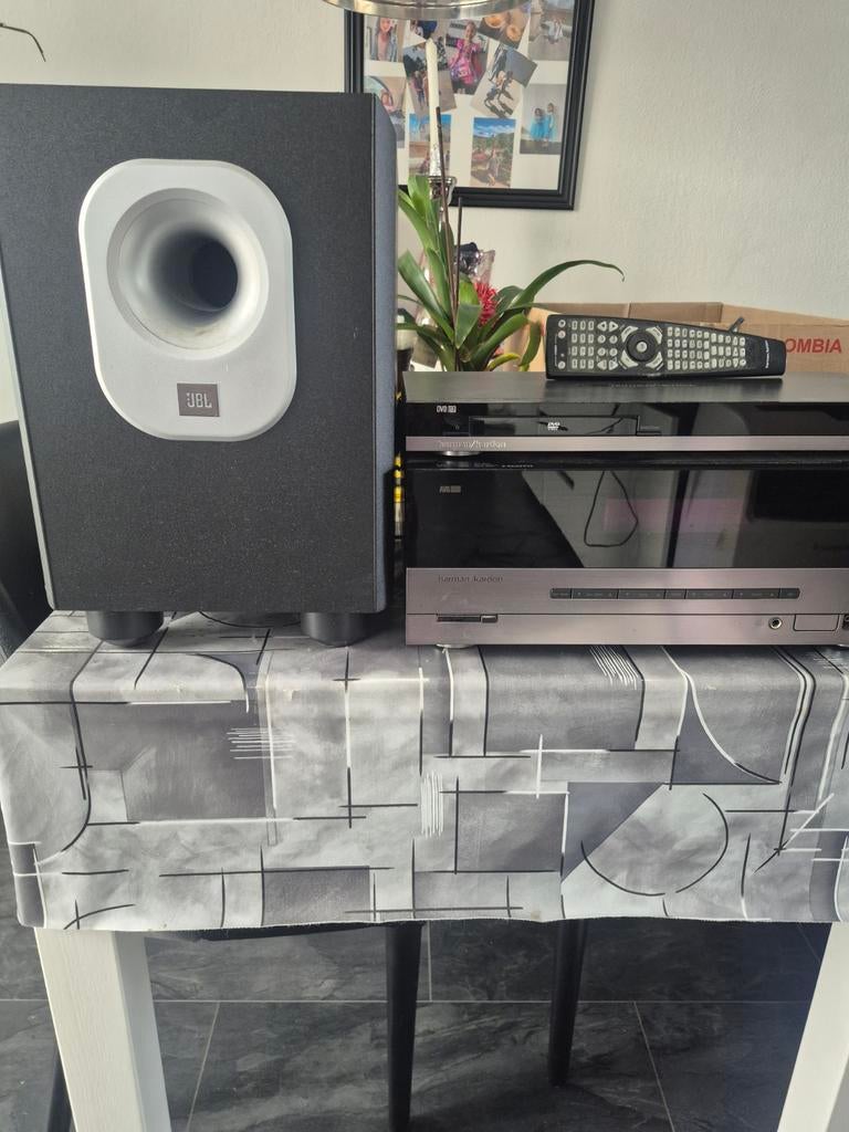 HARMAN KARDON SURROUND NU 99 EURO, Ophalen of Verzenden, Zo goed als nieuw, Speakers, Overige merken