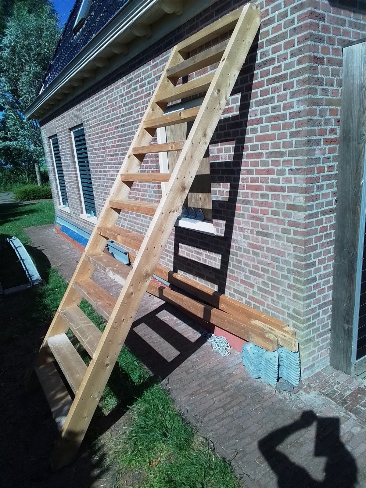 Zwaare vuren trap, Doe-het-zelf en Verbouw, Ladders en Trappen, Ophalen, 2 tot 4 meter
