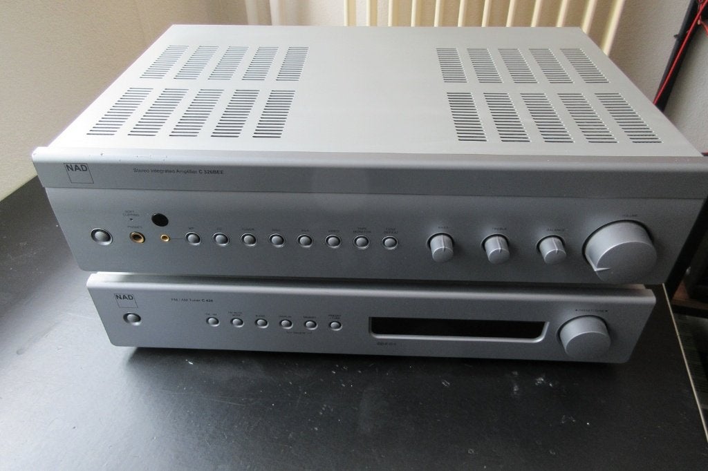 NAD, versterker C326BEE en Tuner C 426, Audio, Tv en Foto, Versterkers en Receivers, Overige merken, Ophalen of Verzenden, Zo goed als nieuw