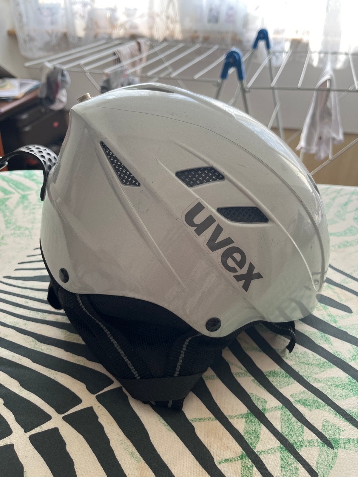 kinder Uvex skihelm - Grijs, Gebruikt, Overige typen, Skiën, Ophalen