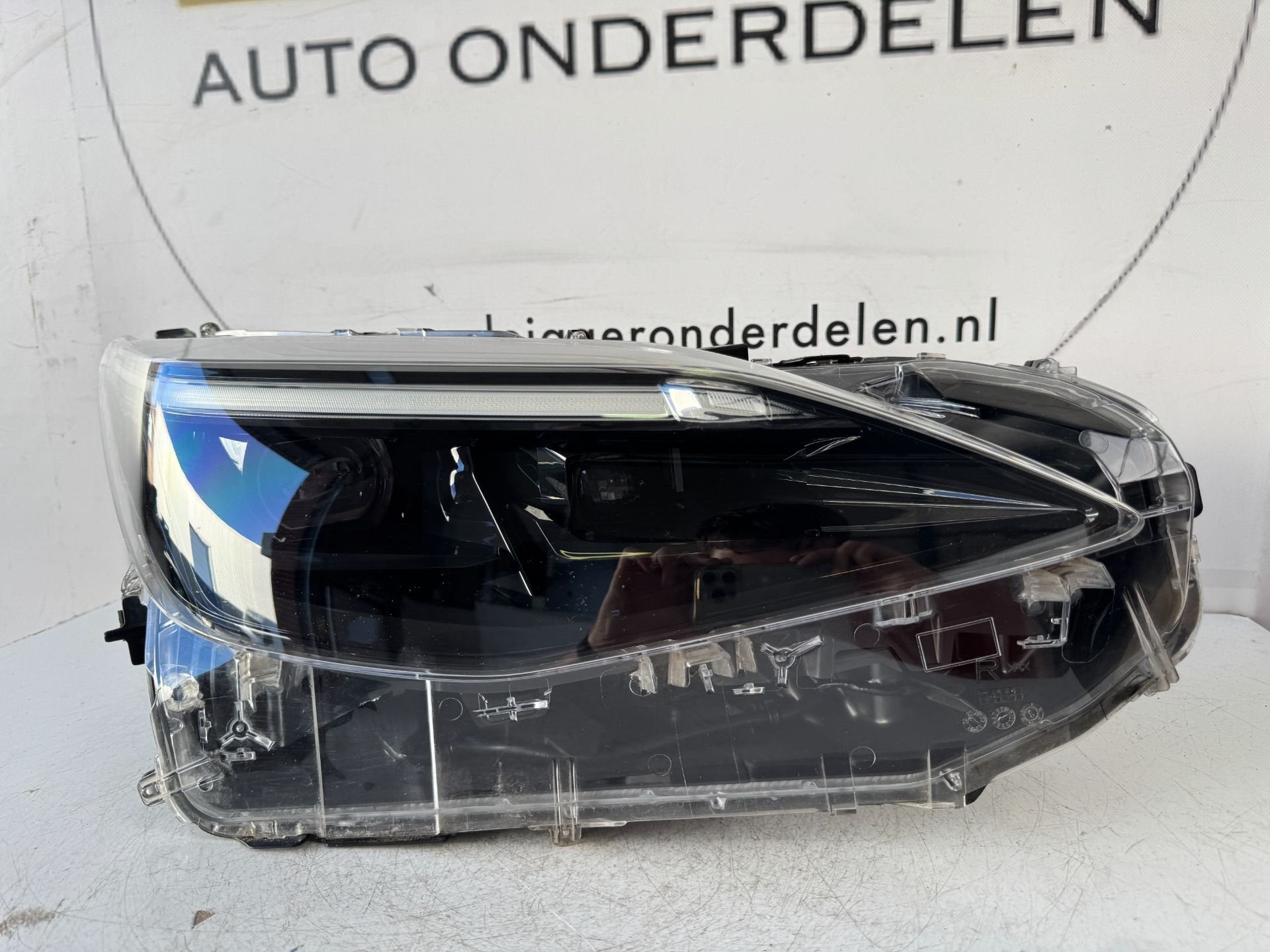 TOYOTA YARIS CROSS FULL LED KOPLAMP RECHTS OD-312, Info@toyota.co.jp, Gebruikt, Toyota Motor Corporation, Toyota
