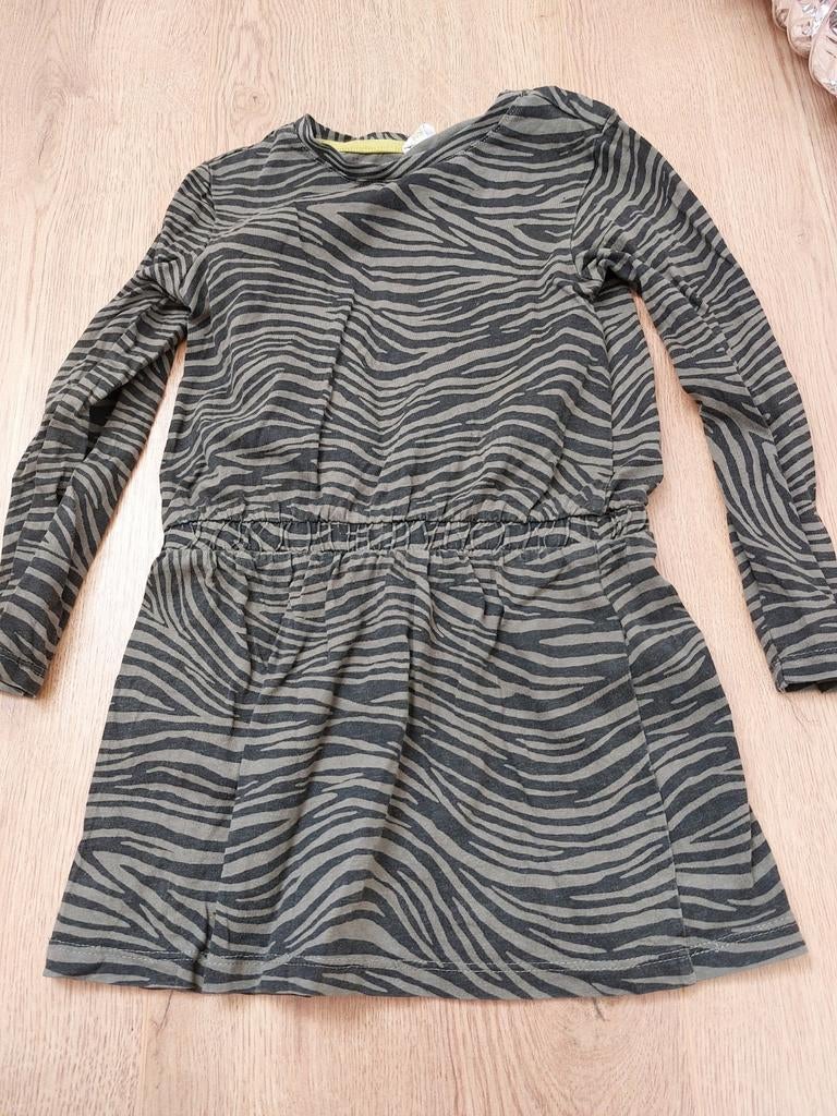 Jurk 110/116 hema, Ophalen of Verzenden, Gebruikt, Meisje, Jurk of Rok