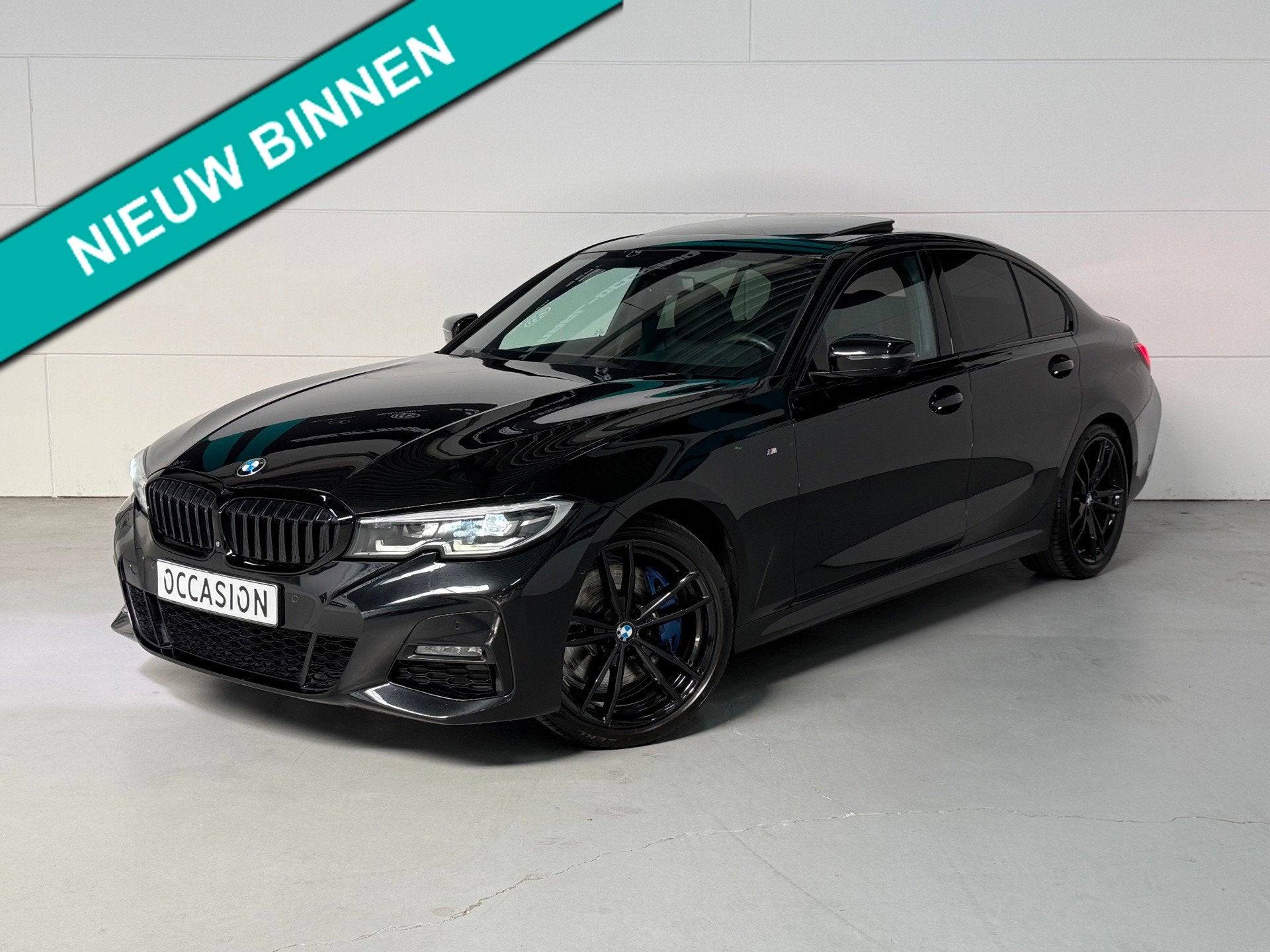 BMW 3-serie 330i M Pakket Pano H&K 360Cam BlindSpot Dealer o, Auto's, Automaat, Achterwielaandrijving, Gebruikt, Euro 6