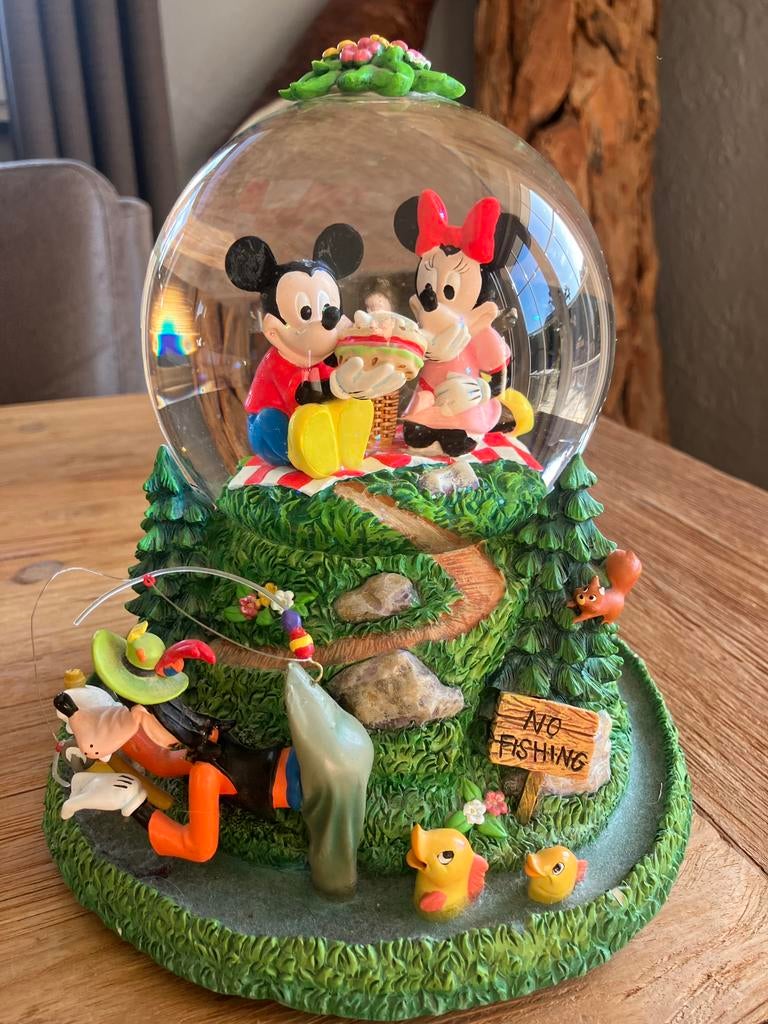 Zeldzame Disney Sneeuwbol muziekdoos, Verzamelen, Disney, Ophalen, Mickey Mouse, Gebruikt, Beeldje of Figuurtje