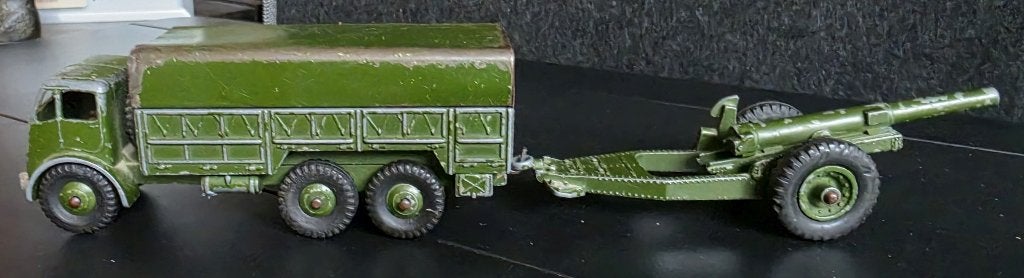 Dinky Toys 622 10-Ton Army Truck met howitzer kanon, Hobby en Vrije tijd, Ophalen of Verzenden, Gebruikt, Bus of Vrachtwagen, Dinky Toys