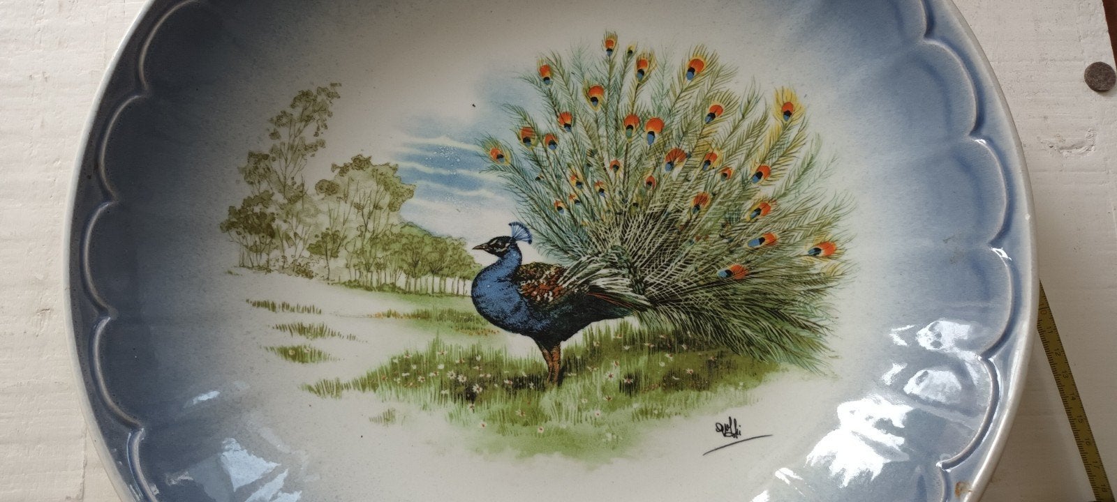 Vintage sierbord met pauw - Handbeschilderd keramiek, Ophalen