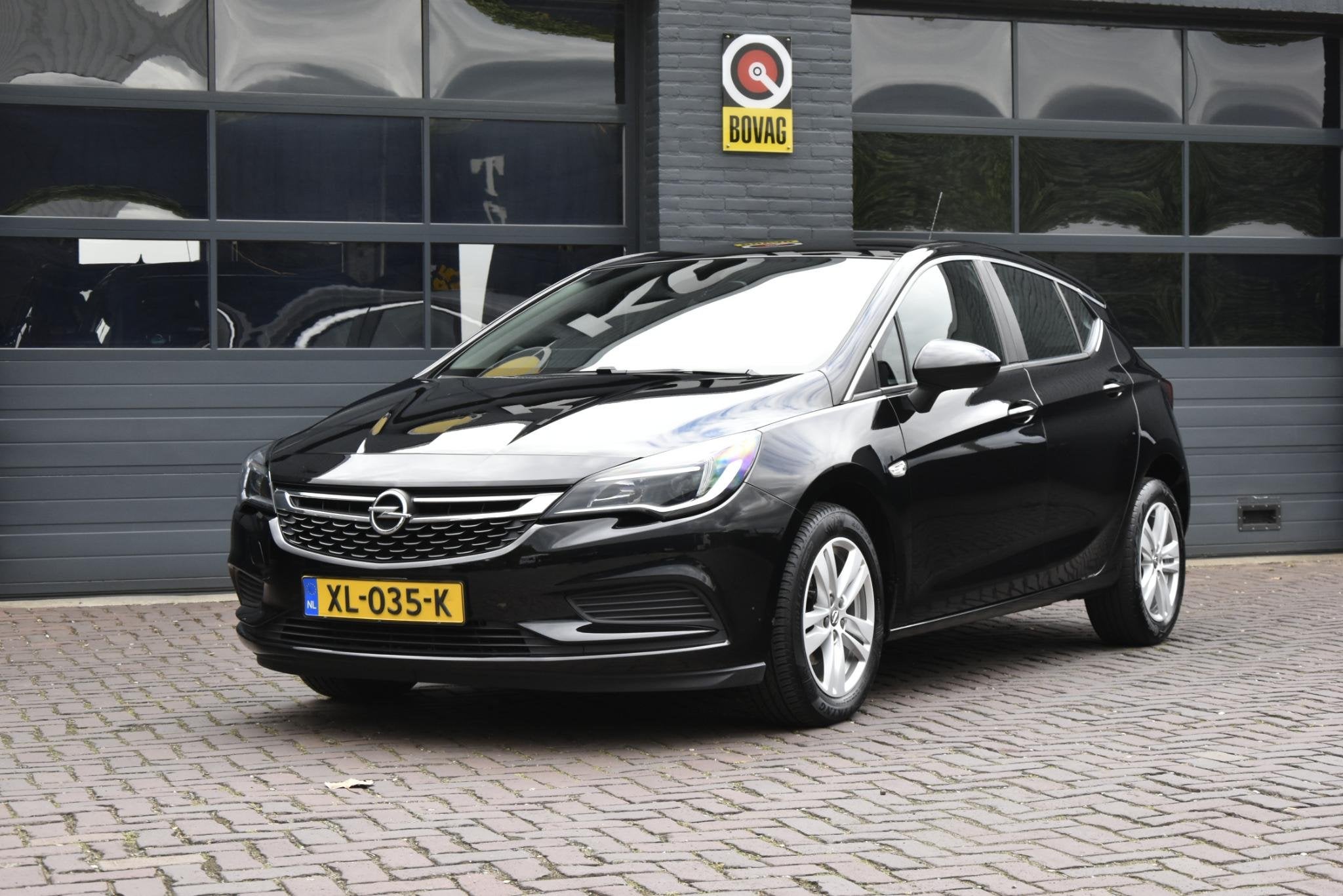 Opel Astra 1.4 Turbo Business Automaat, Auto's, Opel, 12 maanden, Stof, Gebruikt, 620 kg