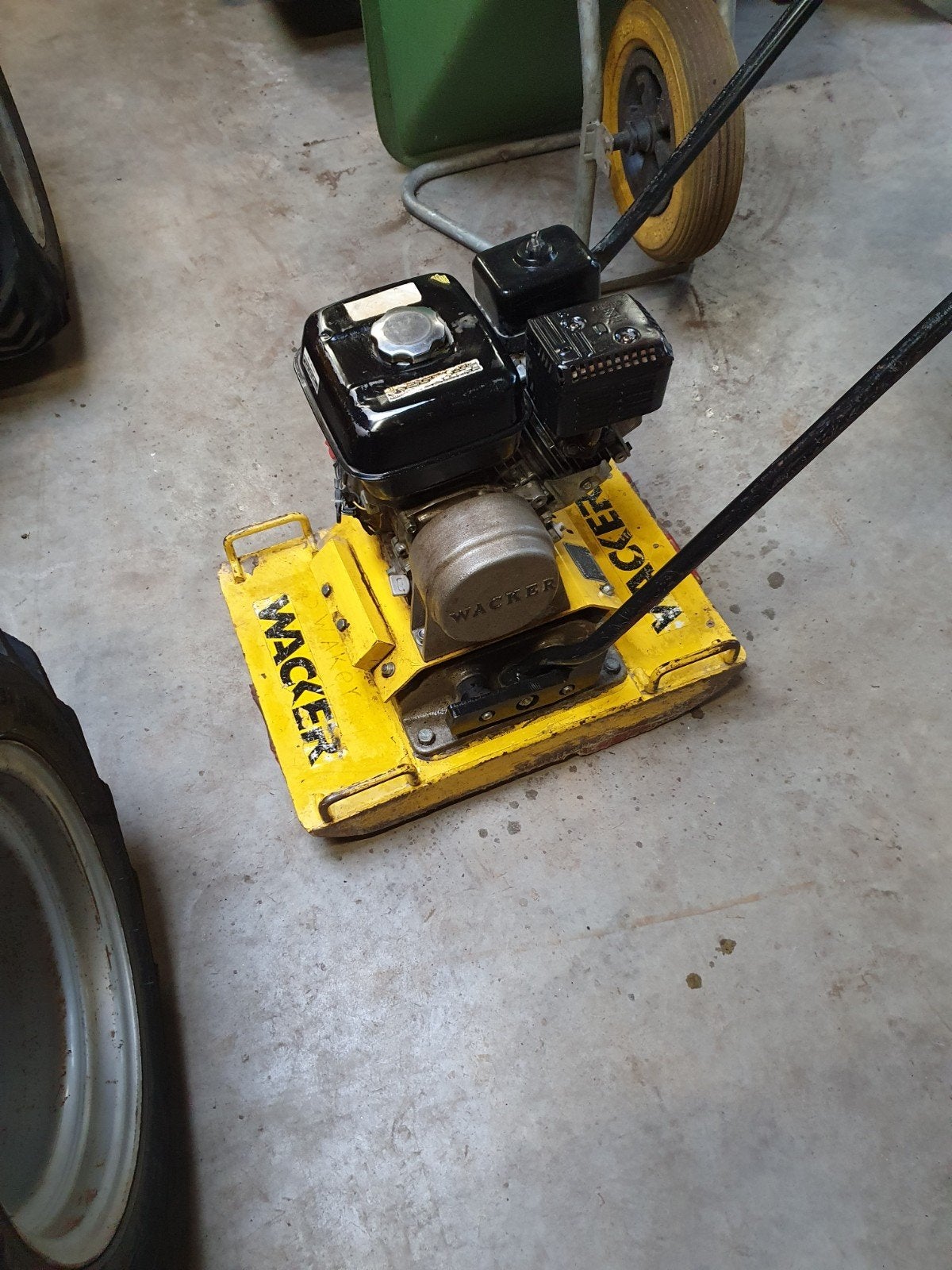 wacker trilplaat, Ophalen, Gebruikt, 50 cm of meer