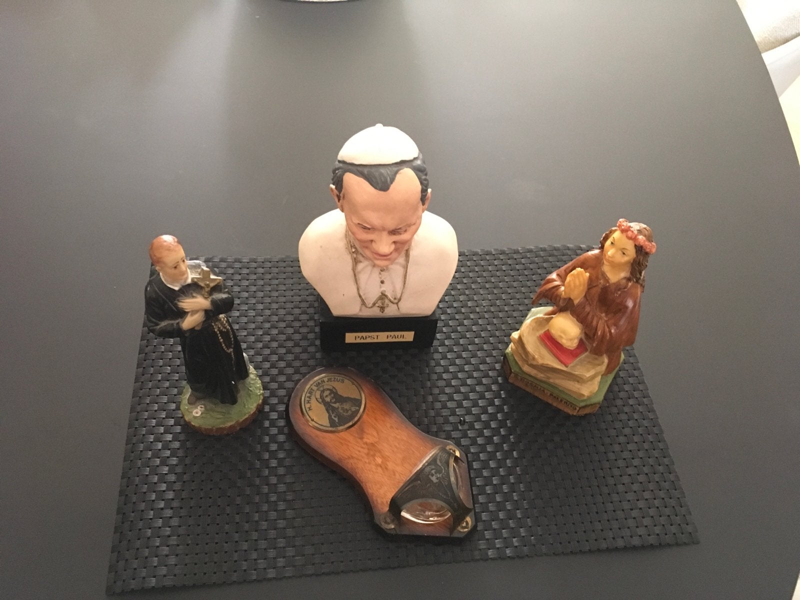 Religieuze beeldjes en wijwater bakje,antiek.Italië, Ophalen of Verzenden