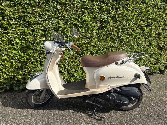 Santini San Remo retro scooter - als nieuw, Zo goed als nieuw, Benzine, Ophalen, Overige merken