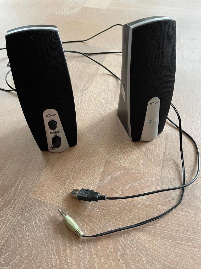 Trust speakers, Ophalen of Verzenden, Gebruikt