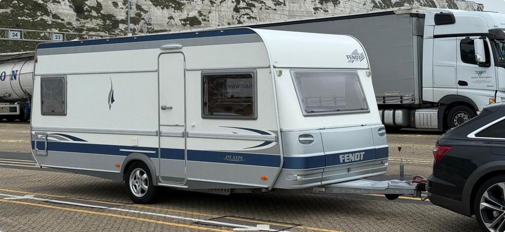 Fendt Platin 510TFB Caravan, Caravans en Kamperen, Schokbreker, Omvormbare zithoek, Rondzit, Bedrijf