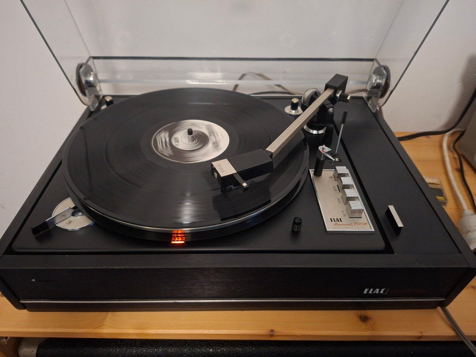 elac miracord 770h platenspeler, Pitch-regelaar, Zo goed als nieuw, Platenspeler, Ophalen