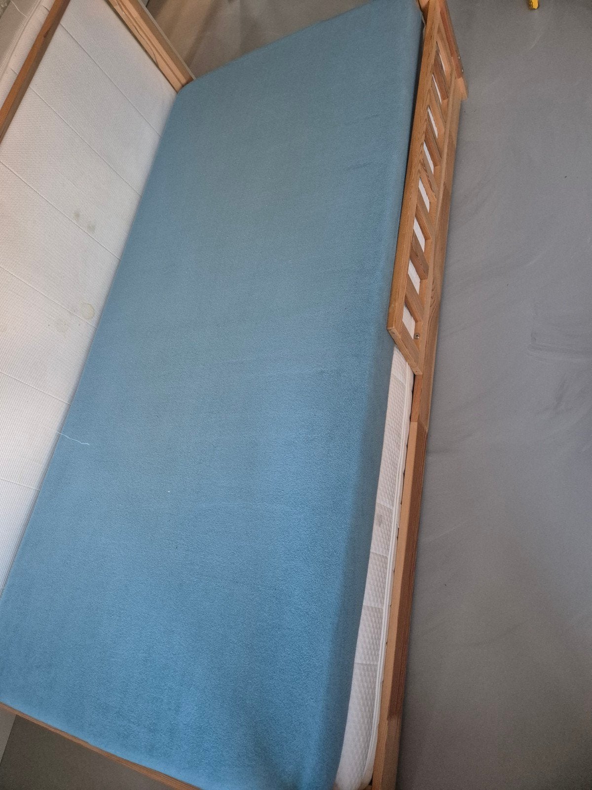 Gratis matrassen (2 stuks) - IKEA Sultan Fjordgard, Huis en Inrichting, Gebruikt, 90 cm, Eenpersoons, Ophalen of Verzenden