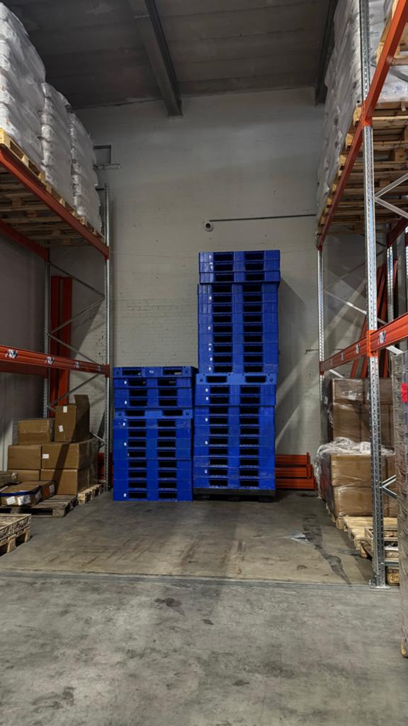 Robuuste kunststof pallets voor magazijn en transport, Ophalen of Verzenden, Tractor en Landbouw