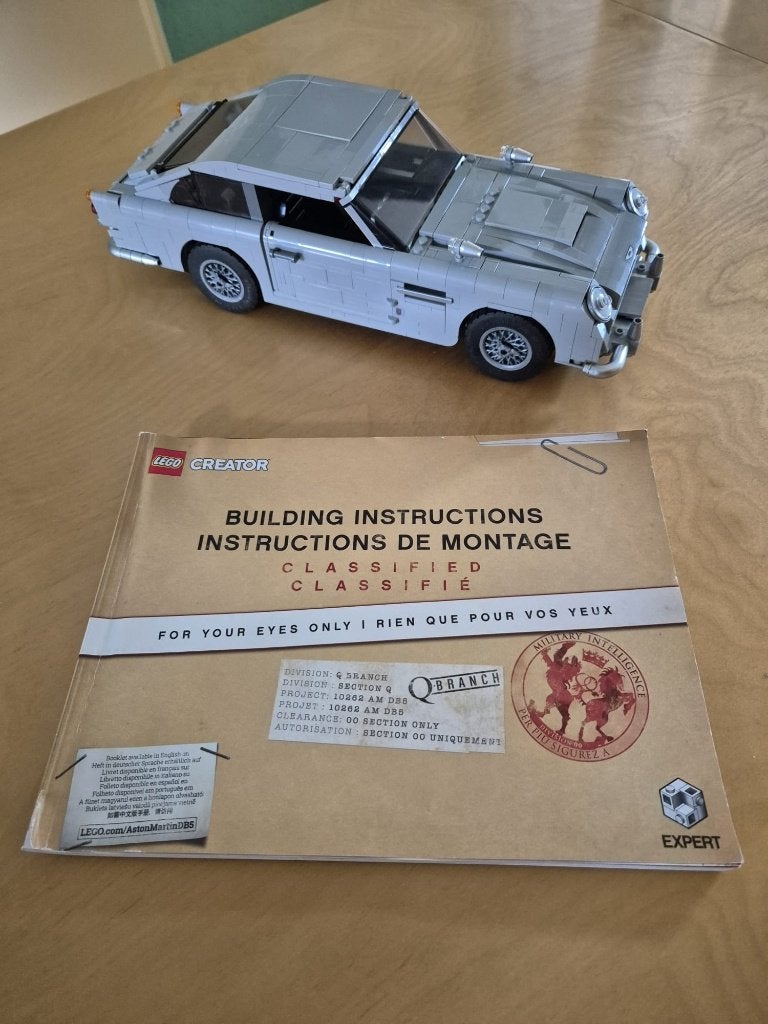 LEGO Creator Expert 10262 - James Bond Aston Martin DB5, Verzenden, Lego, Inclusief instructies, Zo goed als nieuw