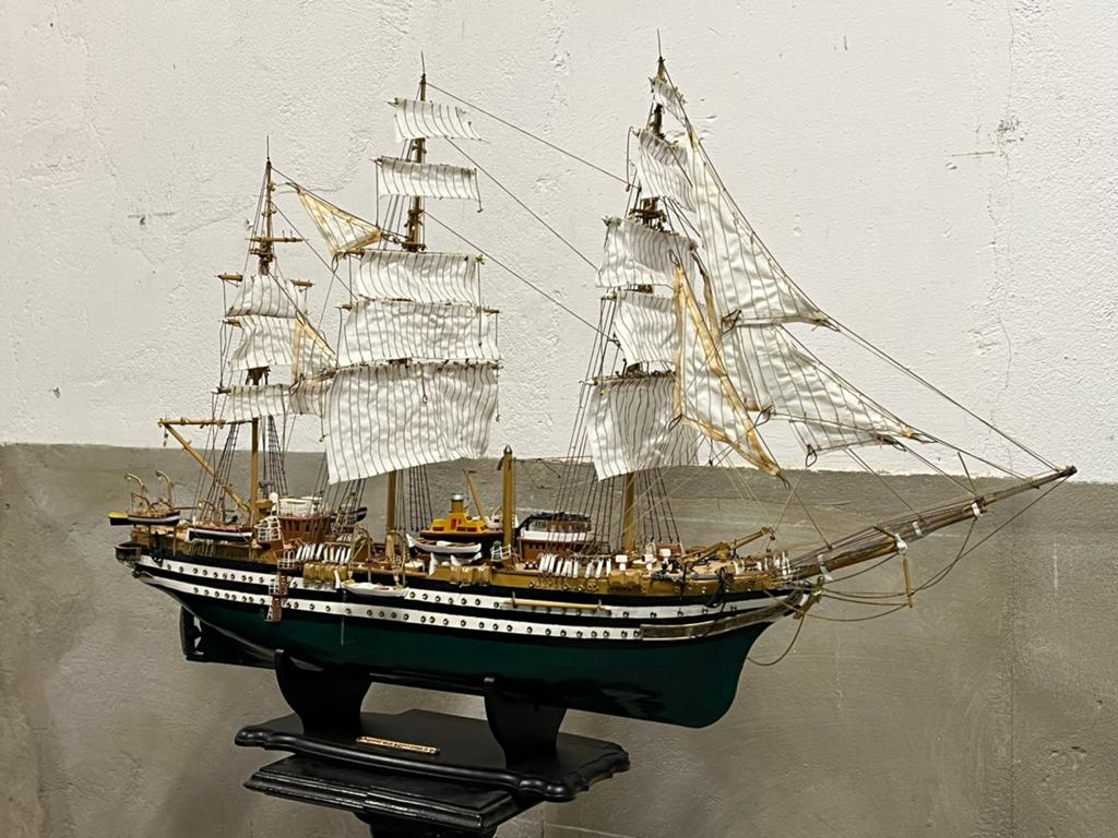 Mooi model Americo Vespucci 100 cm, Ophalen, Zo goed als nieuw, Nvt, Nvt