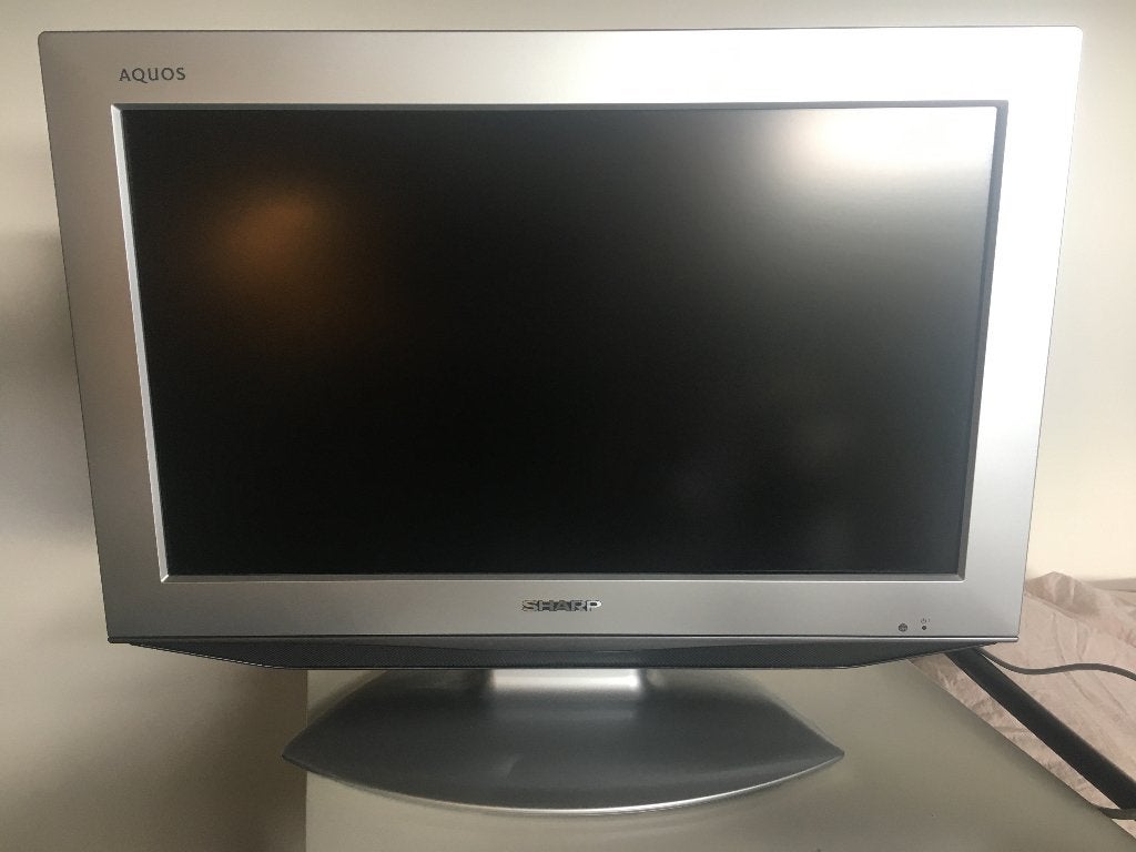 Sharp Aquos LCD scherm 20 inch, Ophalen, 50 Hz, LCD, Zo goed als nieuw