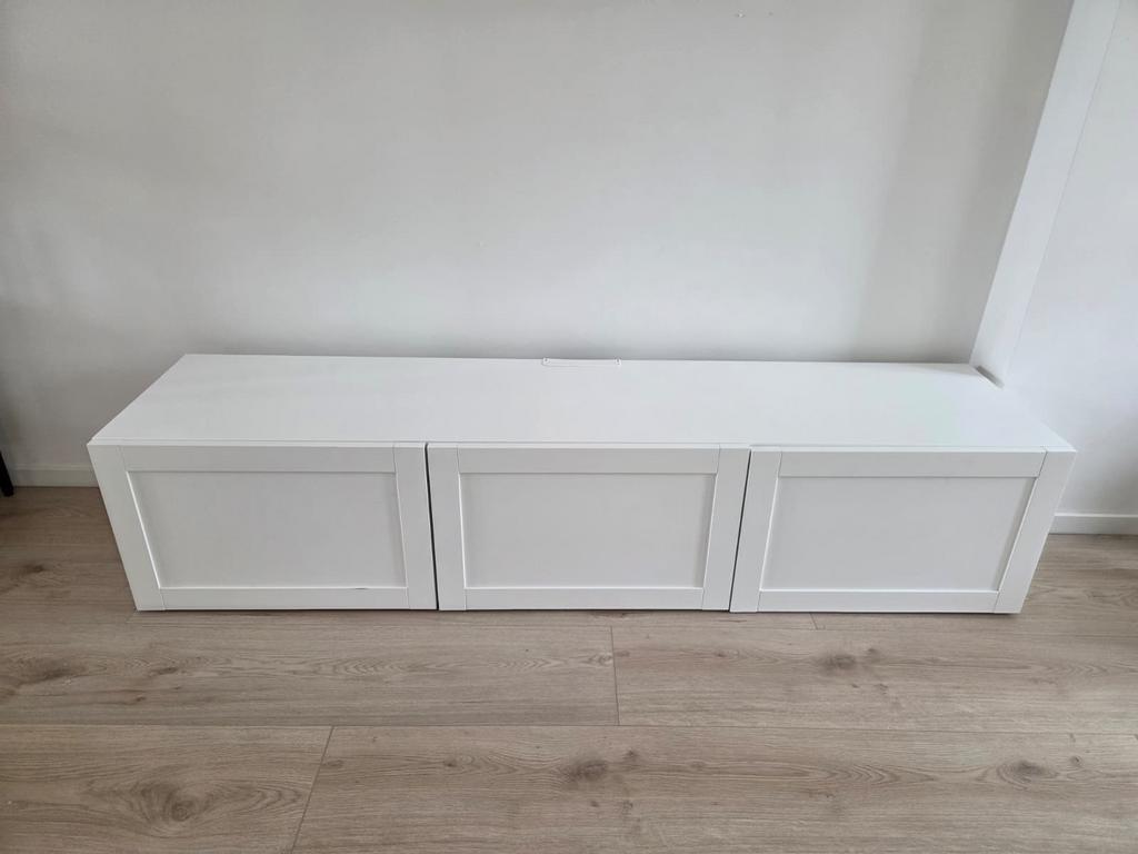 Ikea besta tv meubel, Huis en Inrichting, Ophalen, 150 tot 200 cm, Zo goed als nieuw, 25 tot 50 cm
