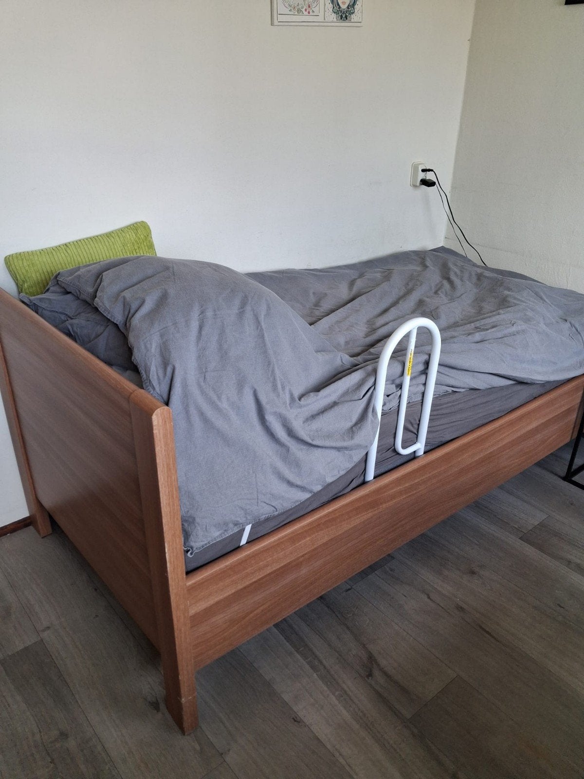 seniorenbed 90 x 200 inclusief lattenbodem, Ophalen, 90 cm, Eenpersoons, Wit