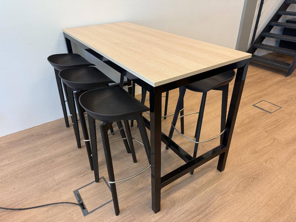 Bartafel, Huis en Inrichting, Tafels | Statafels, Ophalen, Gebruikt