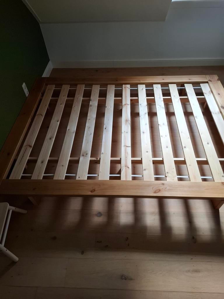 Japans model bed 140x200 cm met matras, Huis en Inrichting, Slaapkamer | Bedden, Ophalen