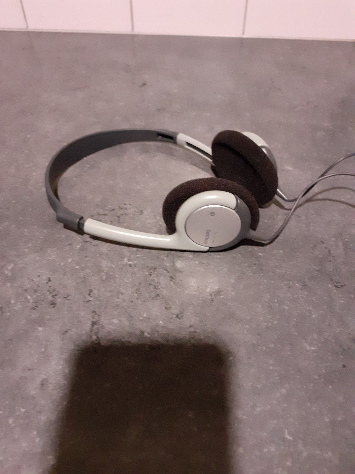 Philips SBC HL145 Koptelefoon - Verkleurd, Philips, Gebruikt, On-ear, Ophalen of Verzenden