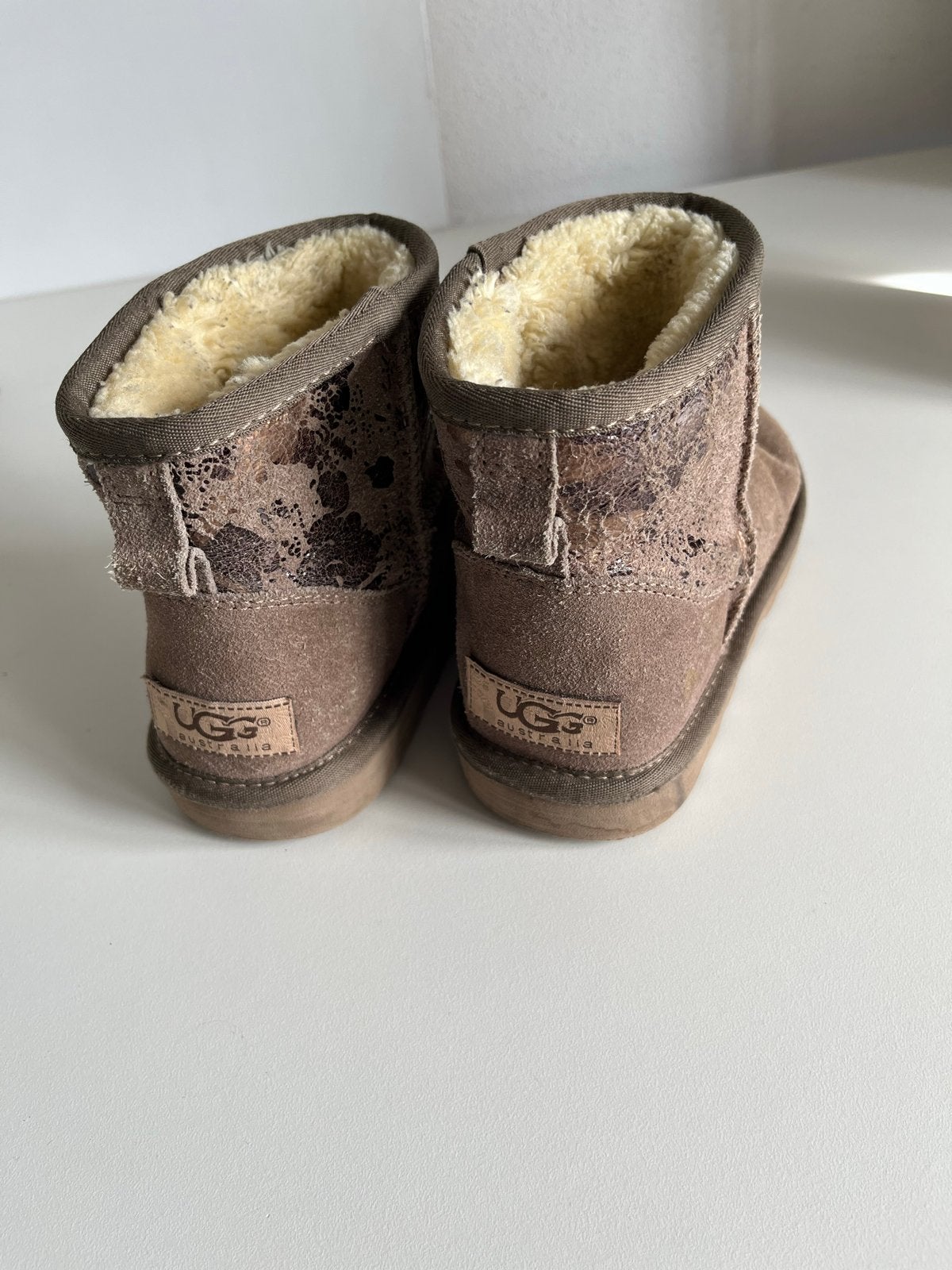 Uggs maat 32, Kinderen en Baby's, Ophalen, Gebruikt, Jongen of Meisje, Laarzen