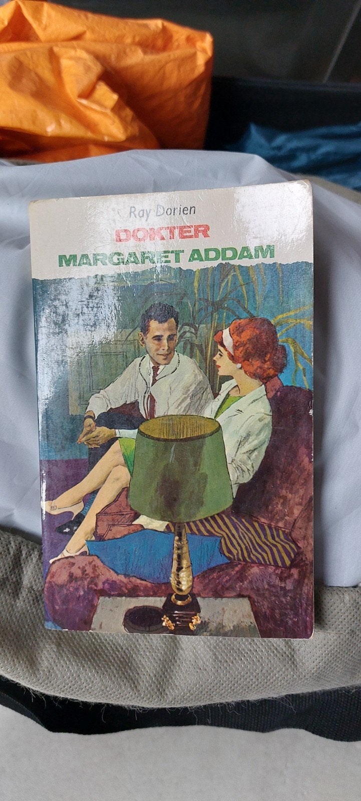 Doktersroman: Dokter Margaret Addam door Ray Dorien, Ophalen of Verzenden, Gelezen, Ray Dorien, Nederland