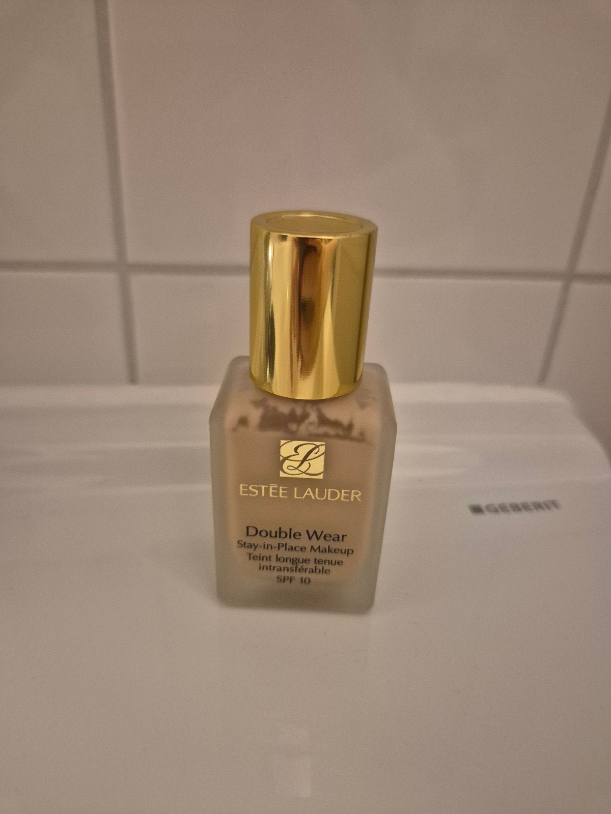 Estée Lauder Double Wear Foundation 1C2 Petal, Ophalen of Verzenden, Zo goed als nieuw, Beige, Gehele gezicht