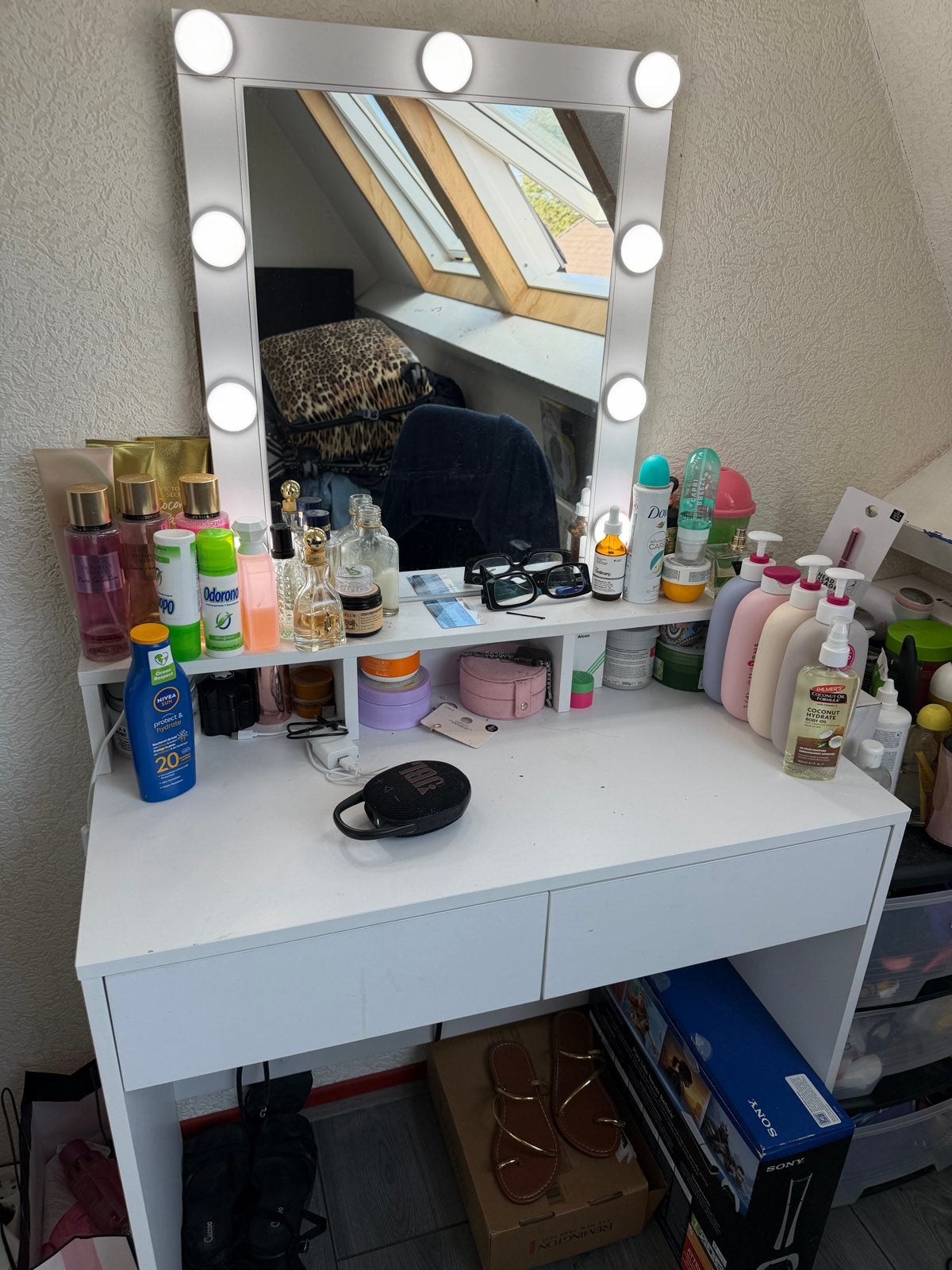 Witte make-up tafel met spiegel en verlichting, 100 tot 150 cm, Ophalen of Verzenden, Zo goed als nieuw, 75 tot 100 cm