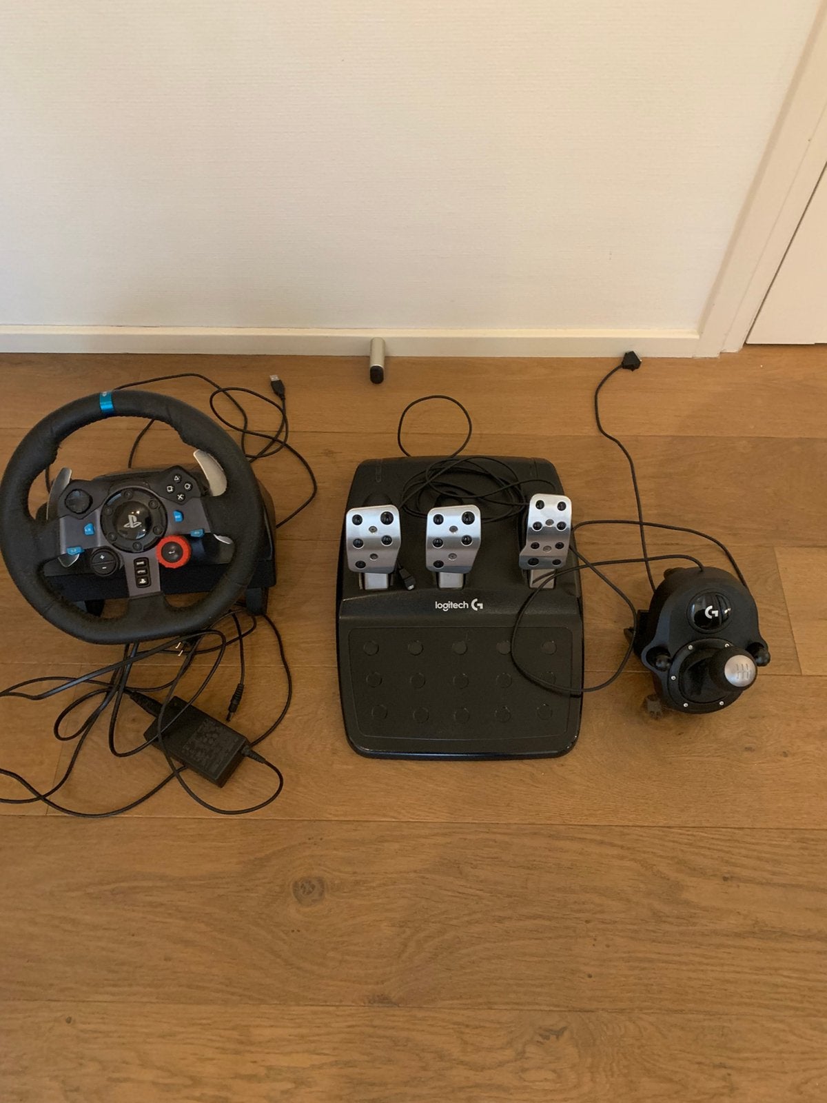 Logitech G29 racestuur met pedalen en schakelpook, Ophalen, Gebruikt